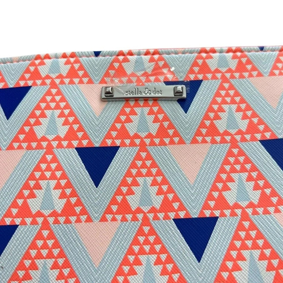 Stella & Dot Peach Geometric Print Zip Pouch - Picture 2 of 4